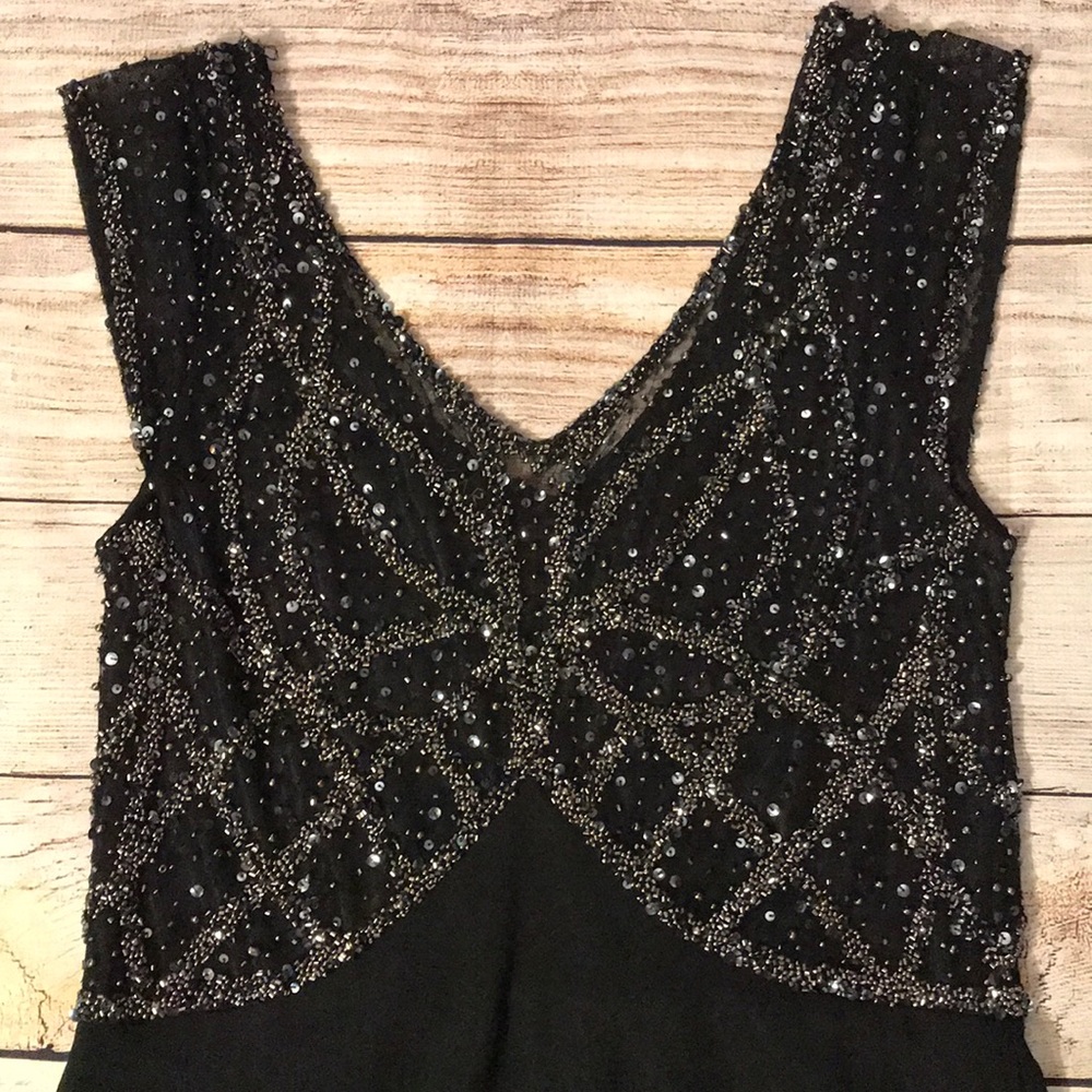 JKara Embellished Cap-sleeve Gown